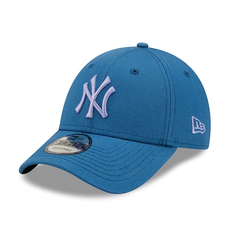 New Era New York Yankees League Essential 9FORTY Cap Blue | oneills.com - US